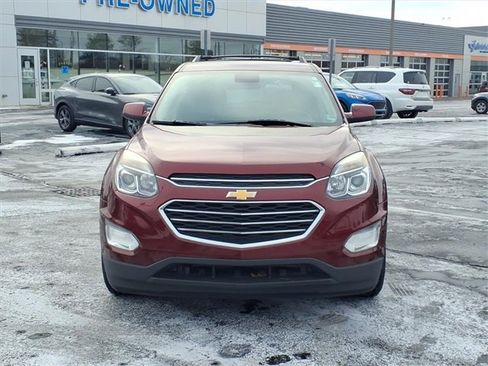 Used 2017 Chevrolet Equinox LT w/ Convenience Package image 2