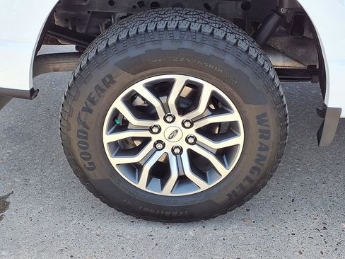 Used 2022 Ford F150 Lariat w/ Equipment Group 501A Mid AWD/4WD image 10