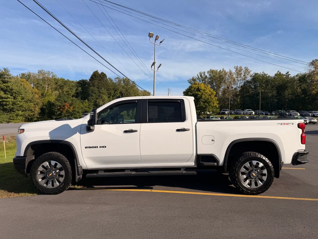 Used 2024 Chevrolet Silverado 2500 Custom w/ Custom Convenience Package AWD/4WD image 20