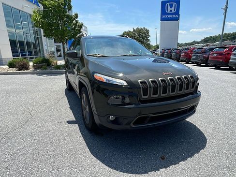 Used 2017 Jeep Cherokee 75th Anniversary AWD/4WD image 2