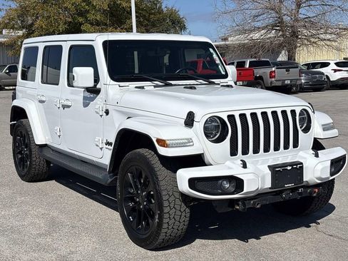 Used 2021 Jeep Wrangler Unlimited Sahara image 6