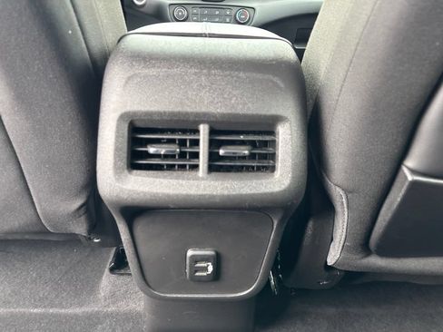 Used 2019 GMC Terrain SLE FWD image 30