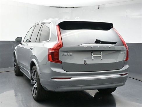 New 2024 Volvo XC90 B6 Plus w/ Protection Package Premier image 6