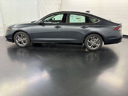 New 2026 Honda Accord EX-L image 2