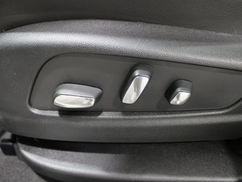 Certified 2024 Cadillac XT5 Premium Luxury w/ Technology Package image 4