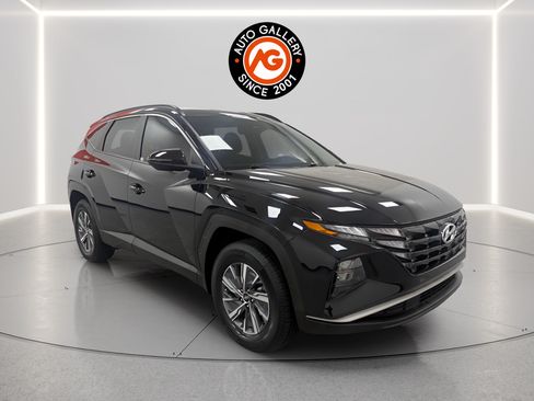 Used 2023 Hyundai Tucson Blue AWD/4WD image 1