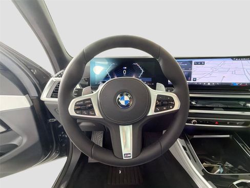 New 2026 BMW X5 xDrive40i w/ M Sport Package AWD/4WD image 11