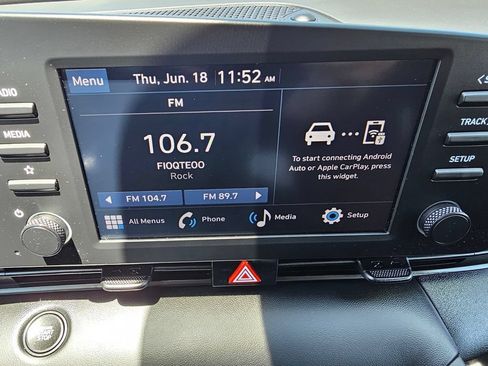 Certified 2025 Hyundai Elantra Sport FWD image 31