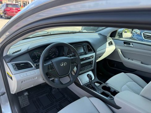 Used 2016 Hyundai Sonata SE image 11
