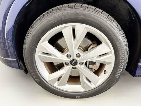 Certified 2023 Audi Q4 e-tron Prestige w/ 20" Wheel Package image 29