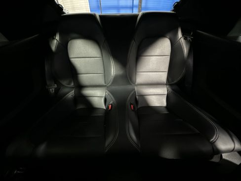 Used 2021 Ford Mustang Premium image 33