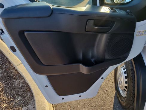 New 2026 RAM ProMaster 3500 w/ Premium Convenience Group image 14