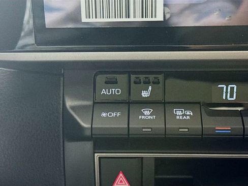 New 2026 Toyota Camry SE image 19