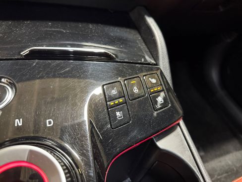 Certified 2024 Kia Sportage SX Prestige AWD/4WD image 30