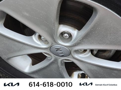 Used 2015 Kia Soul FWD image 12
