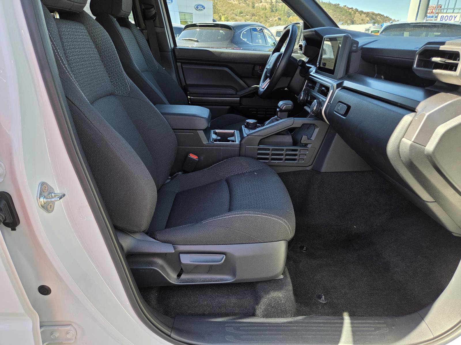 Used 2025 Toyota 4Runner SR5 AWD/4WD image 20