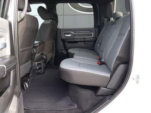 Used 2023 RAM 3500 Big Horn w/ Level 1 Equipment Group image 8