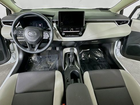 Used 2026 Toyota Corolla LE FWD image 16