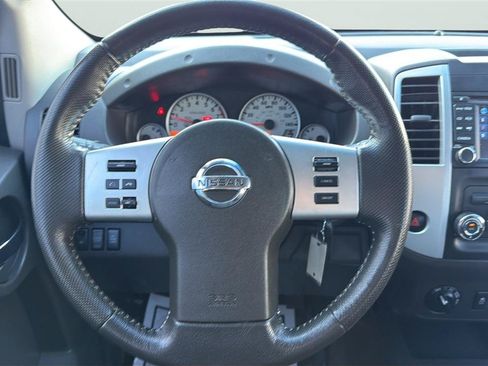 Used 2013 Nissan Xterra PRO-4X AWD/4WD image 23
