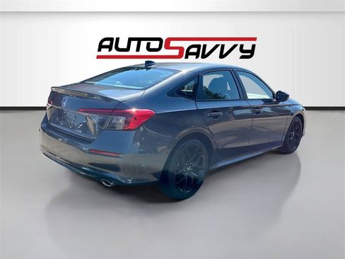 Used 2023 Honda Civic Sport image 7