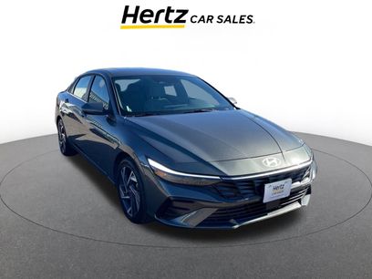 Used 2025 Hyundai Elantra Limited