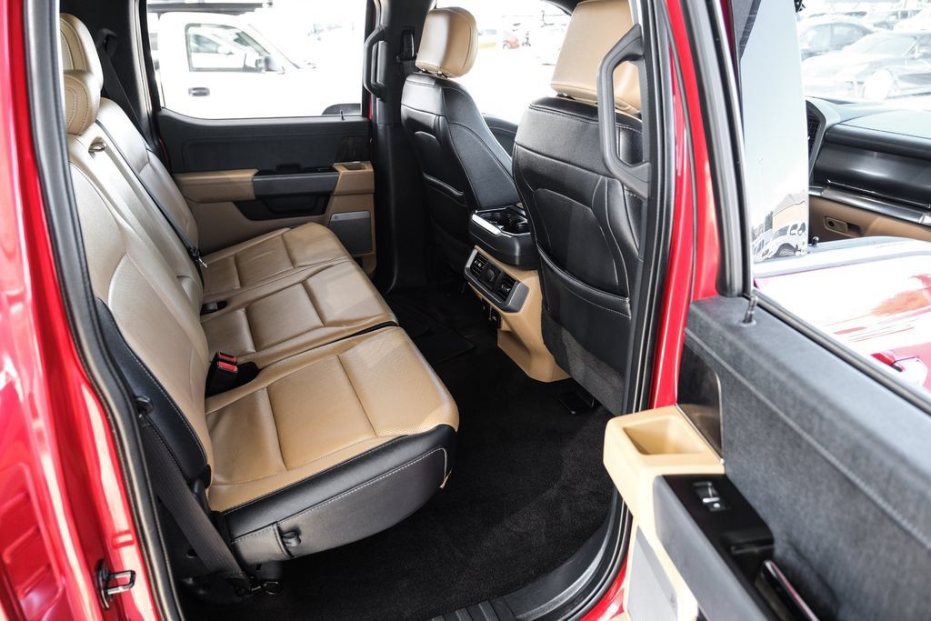 Used 2022 Ford F150 Lariat RWD image 41