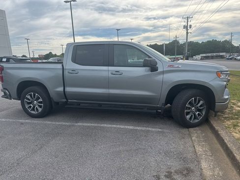 Used 2026 Chevrolet Silverado 1500 RST AWD/4WD image 5