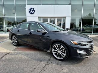 Used 2023 Chevrolet Malibu LT image 1