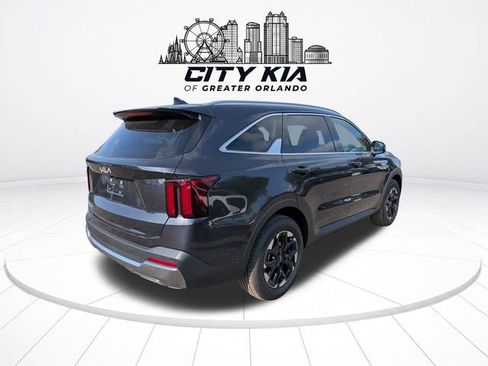 New 2026 Kia Sorento S FWD image 6