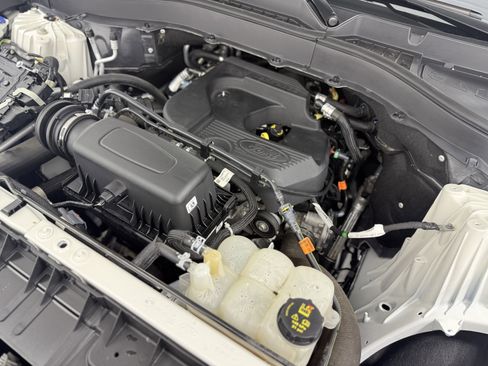 Used 2020 Ford Explorer XLT w/ Comfort Package image 31