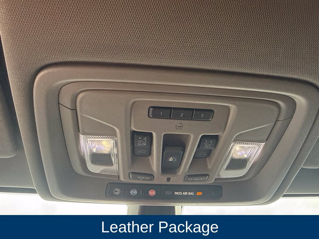 Used 2020 Chevrolet Silverado 1500 RST AWD/4WD image 24