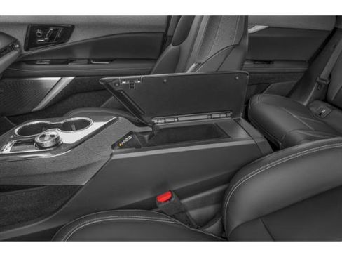 Used 2027 Cadillac Optiq Luxury w/ LPO, Floor Liner Package AWD/4WD image 16