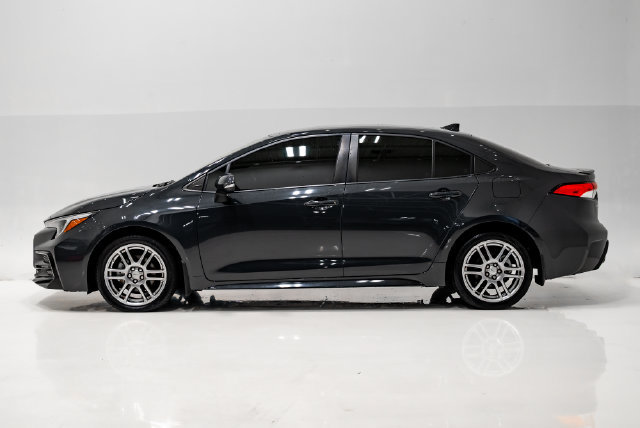 Used 2024 Toyota Corolla SE w/ Convenience Package FWD image 29