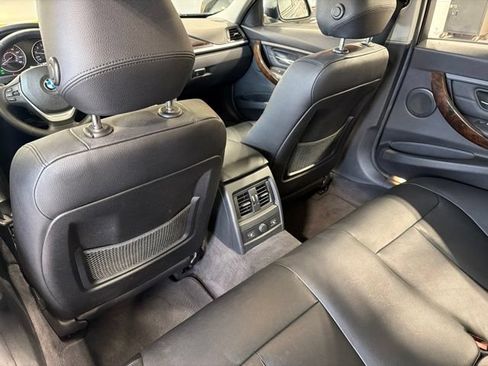Used 2015 BMW 328i xDrive Sedan AWD/4WD image 30