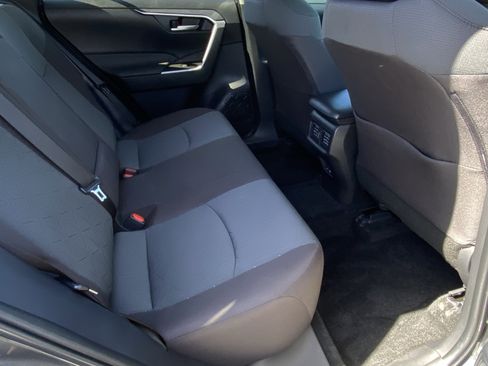 Certified 2025 Toyota RAV4 XLE w/ Convenience Package FWD image 12