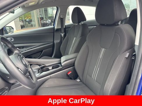 Used 2023 Hyundai Elantra SEL w/ Convenience Package FWD image 12