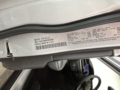 Used 2023 Jeep Grand Cherokee 4WD 4xe w/ Luxury Tech Group II image 12