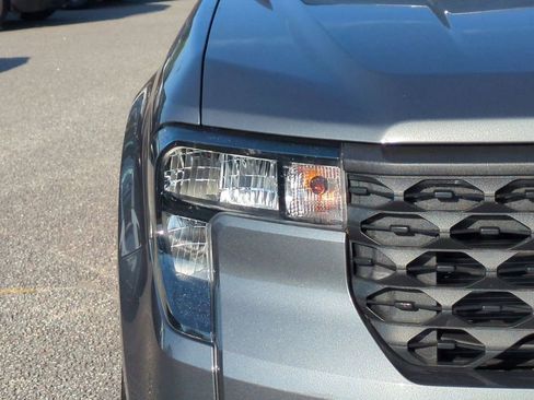 New 2026 Ford Maverick XL image 10