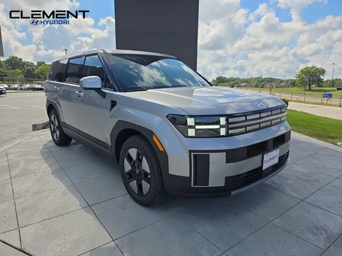 New 2026 Hyundai Santa Fe SE image 3