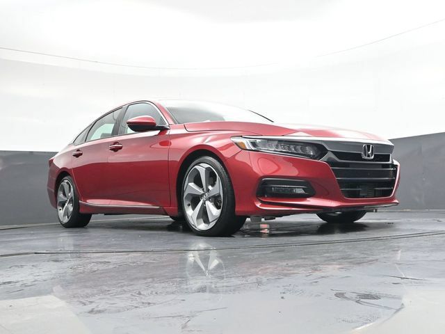 Used 2018 Honda Accord Touring image 30