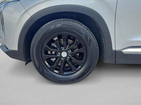 Used 2019 Hyundai Santa Fe SE FWD image 23