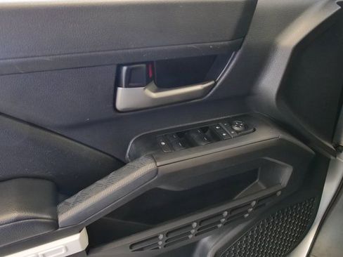 Used 2024 Toyota Tacoma TRD Off-Road image 29