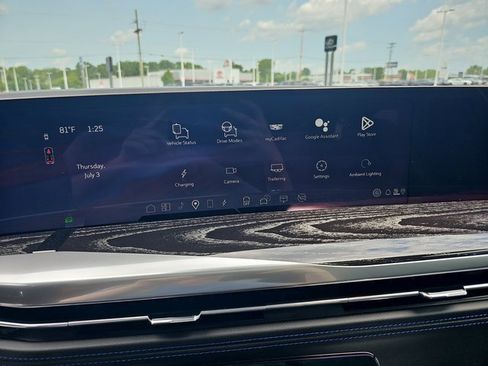 New 2026 Cadillac Escalade IQ Sport 1 w/ LPO, ONYX Package image 23