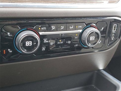 Certified 2022 Chevrolet Silverado 1500 RST w/ Convenience Package II image 21