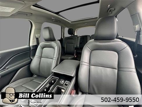 New 2025 Lincoln Aviator Premiere w/ Jet Appearance Package image 13