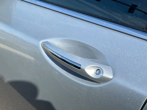 Used 2018 Lincoln MKZ Reserve image 19