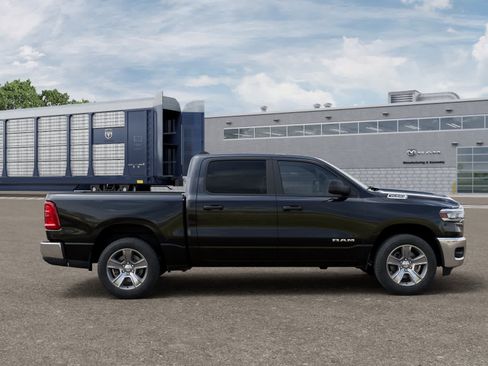 New 2026 RAM 1500 Tradesman AWD/4WD image 12