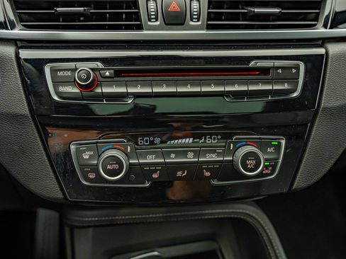 Used 2017 BMW X1 xDrive28i AWD/4WD image 27