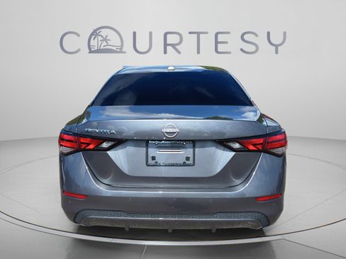 Used 2025 Nissan Sentra SV w/ SV Premium Package FWD image 6