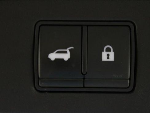 Certified 2021 Nissan Rogue SL FWD image 18